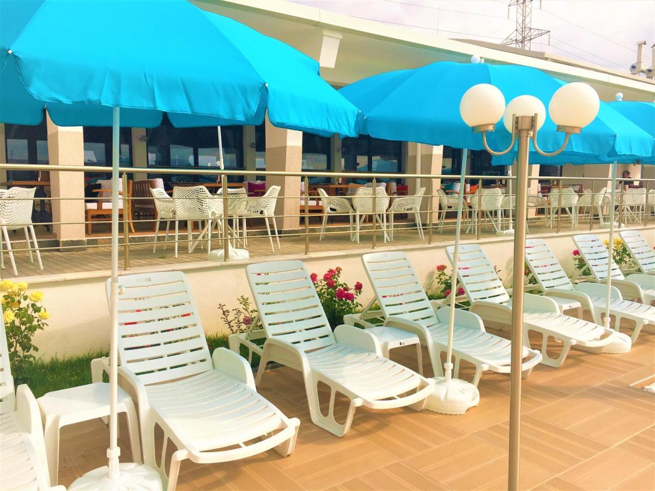 Hotel Aqua Кырджали Экстерьер фото